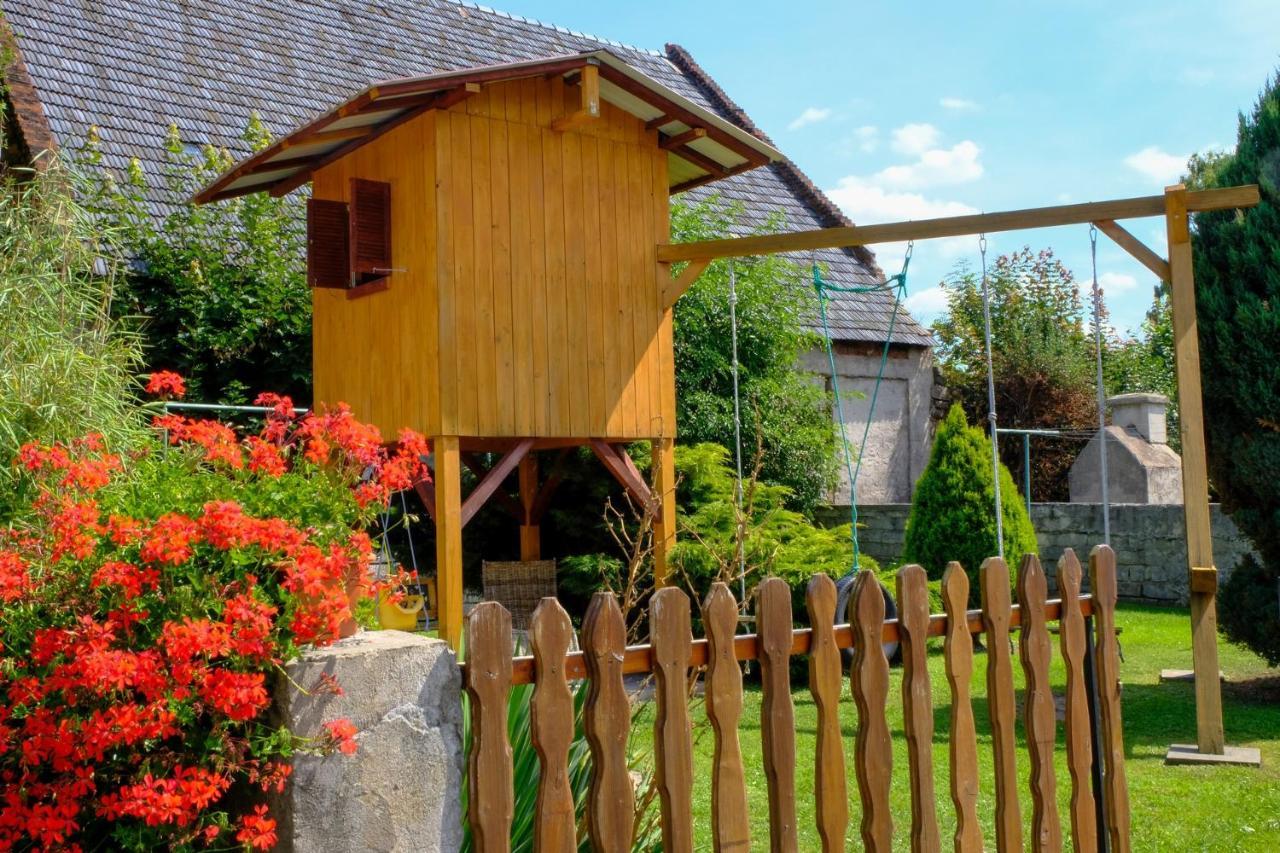 Agroturystyka Ranczo Radkow Exterior photo